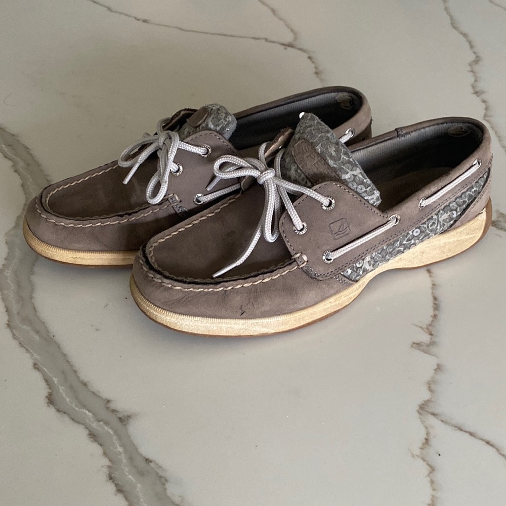 Sperry topsiders